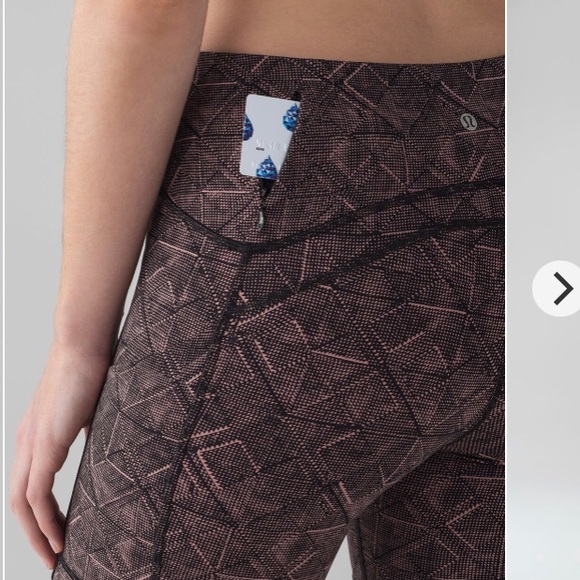 Lululemon Sole Training Short (6") - Picture 3 of 9